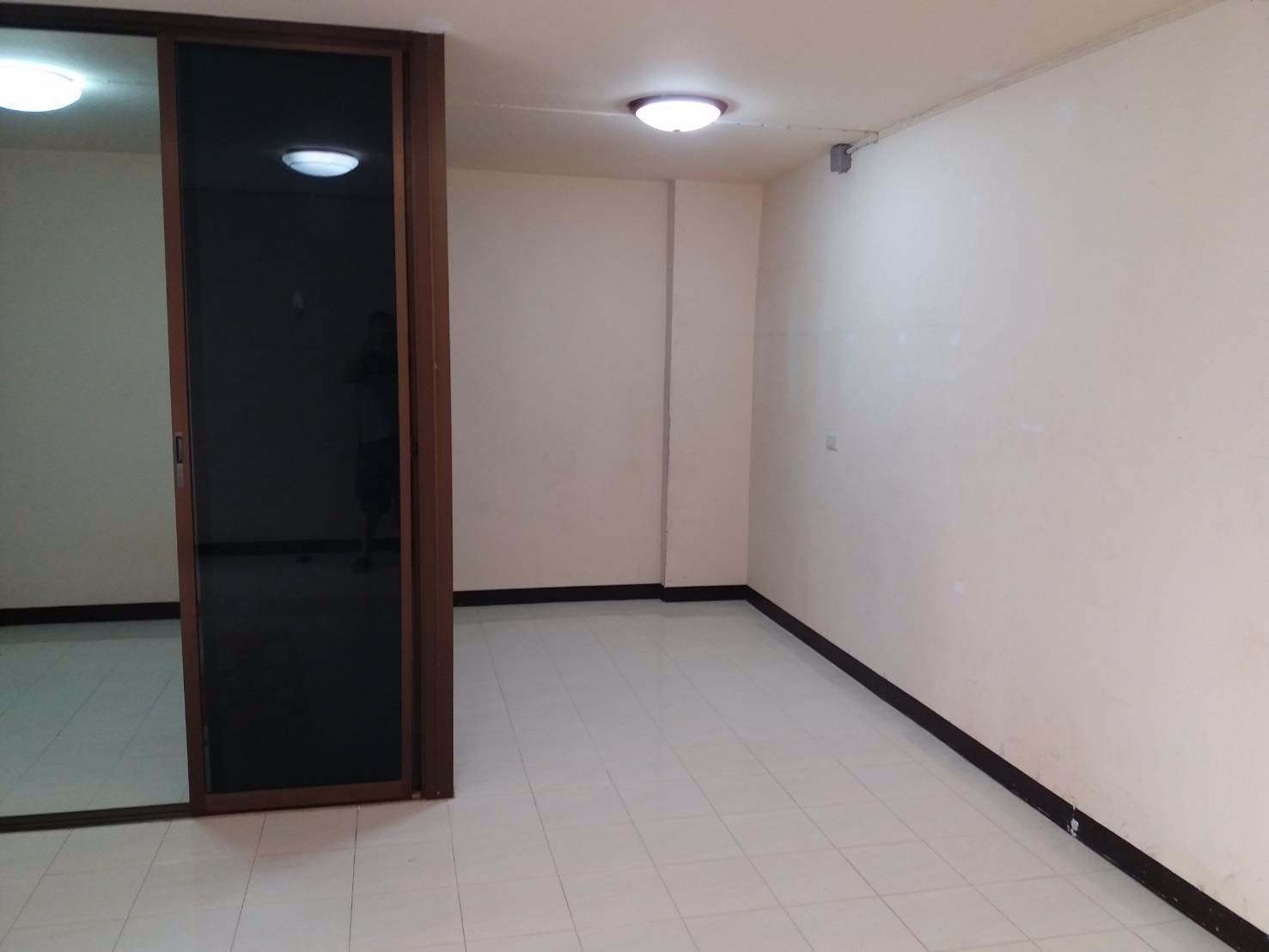 ขายเทพลีลาคอนโดทาวน์-ตึก-a-ชั้น-6-ห้องคู่ตีทะลุ-เนื้อที่-4906-ตรม-ซลาดพร้าว-94-พลับพลา-วังทอ