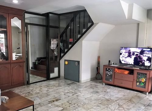 ขายทาวน์เฮ้าส์-2-ชั้น-หมู่บ้าน-เคซี-รามอินทรา-1