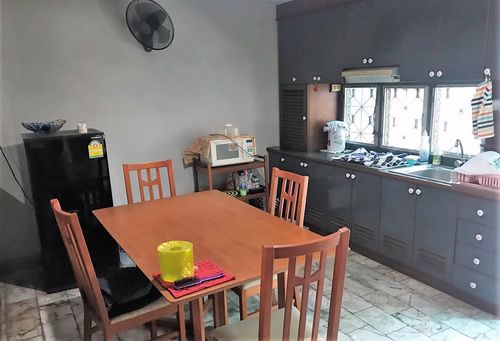 ขายทาวน์เฮ้าส์-2-ชั้น-หมู่บ้าน-เคซี-รามอินทรา-1