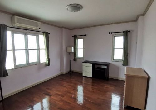 เช่าบ้านเดี่ยว-2-ชั้น-3-ห้องนอน-หมู่บ้าน-ชัยพฤกษ์-แลนด์แอนด์เฮาส์-สันทราย-เชียงใหม่