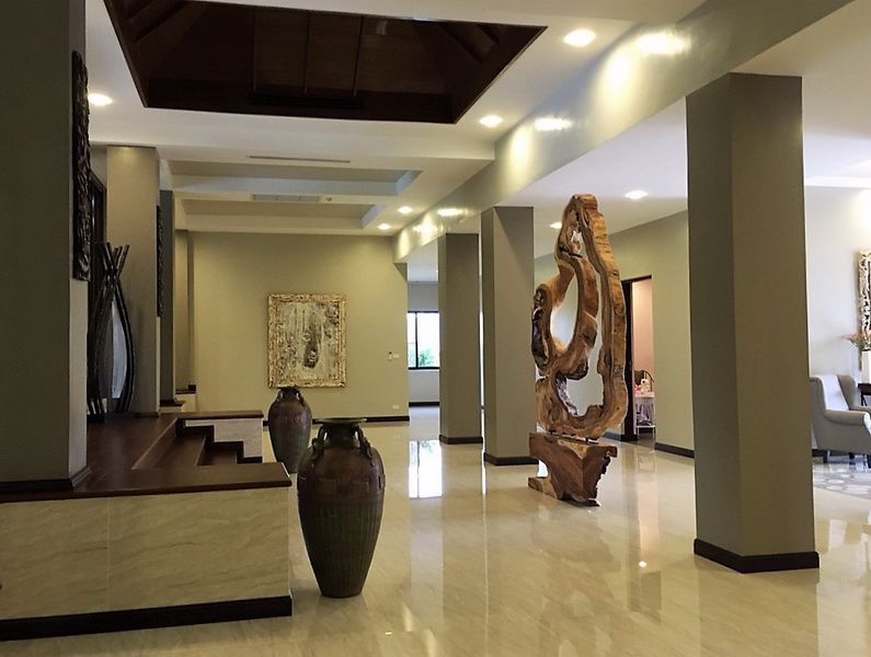 ขายบ้านหรูพร้อมที่ดิน-ในสนามกอล์ฟ-ปาล์มฮิลล์-หัวหิน-พร้อมวิวสนามกอล์ฟ-ตกแต่ง-หรูหรา-สวยงาม-พร้อมอยู่