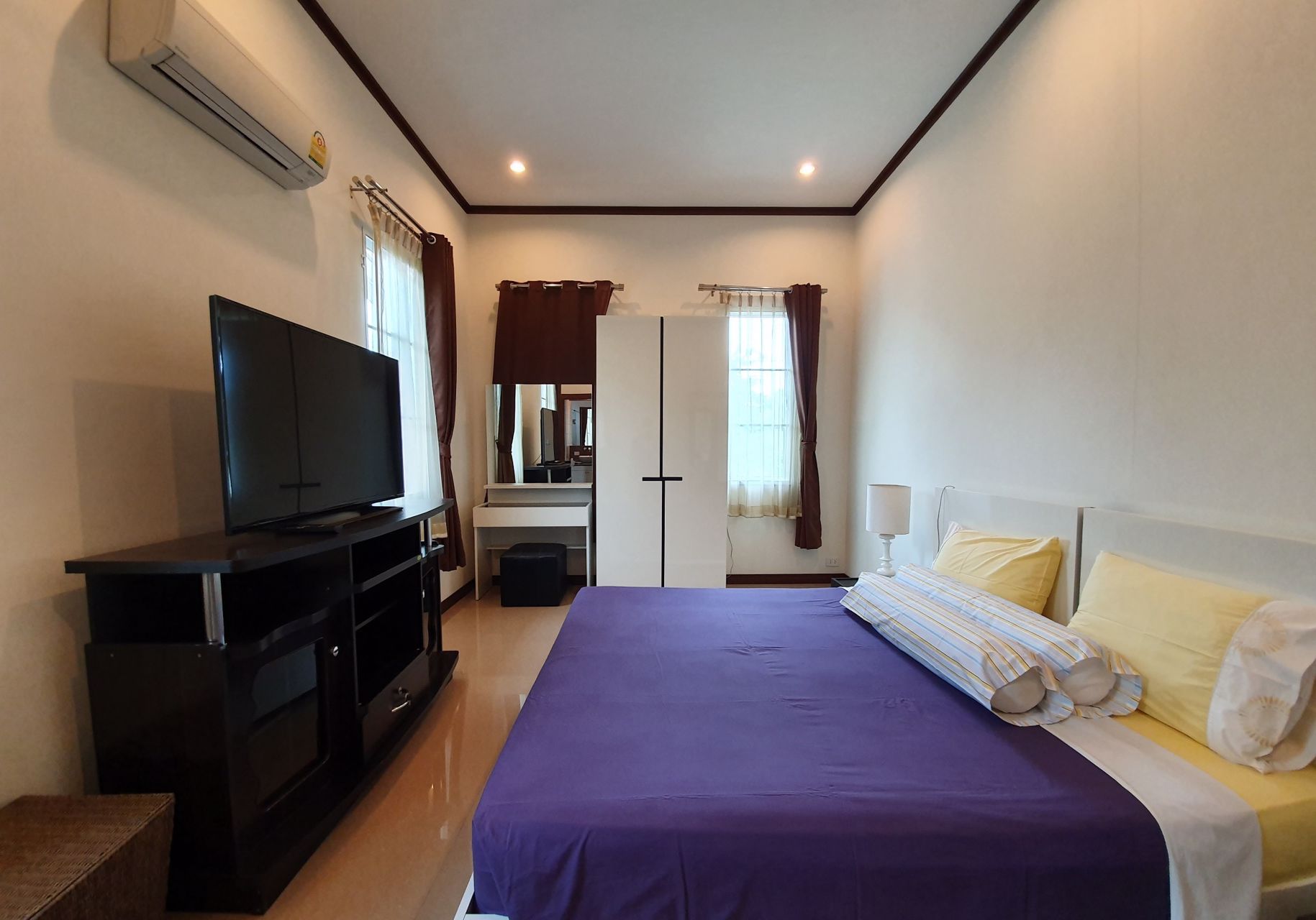 ขายบ้านเดี่ยว-ขนาด-3-ห้องนอน-2-ห้องน้ำ-อยู่ในหมู่บ้าน-อยู่สบาย-อำเภอเมือง-ชะอำ