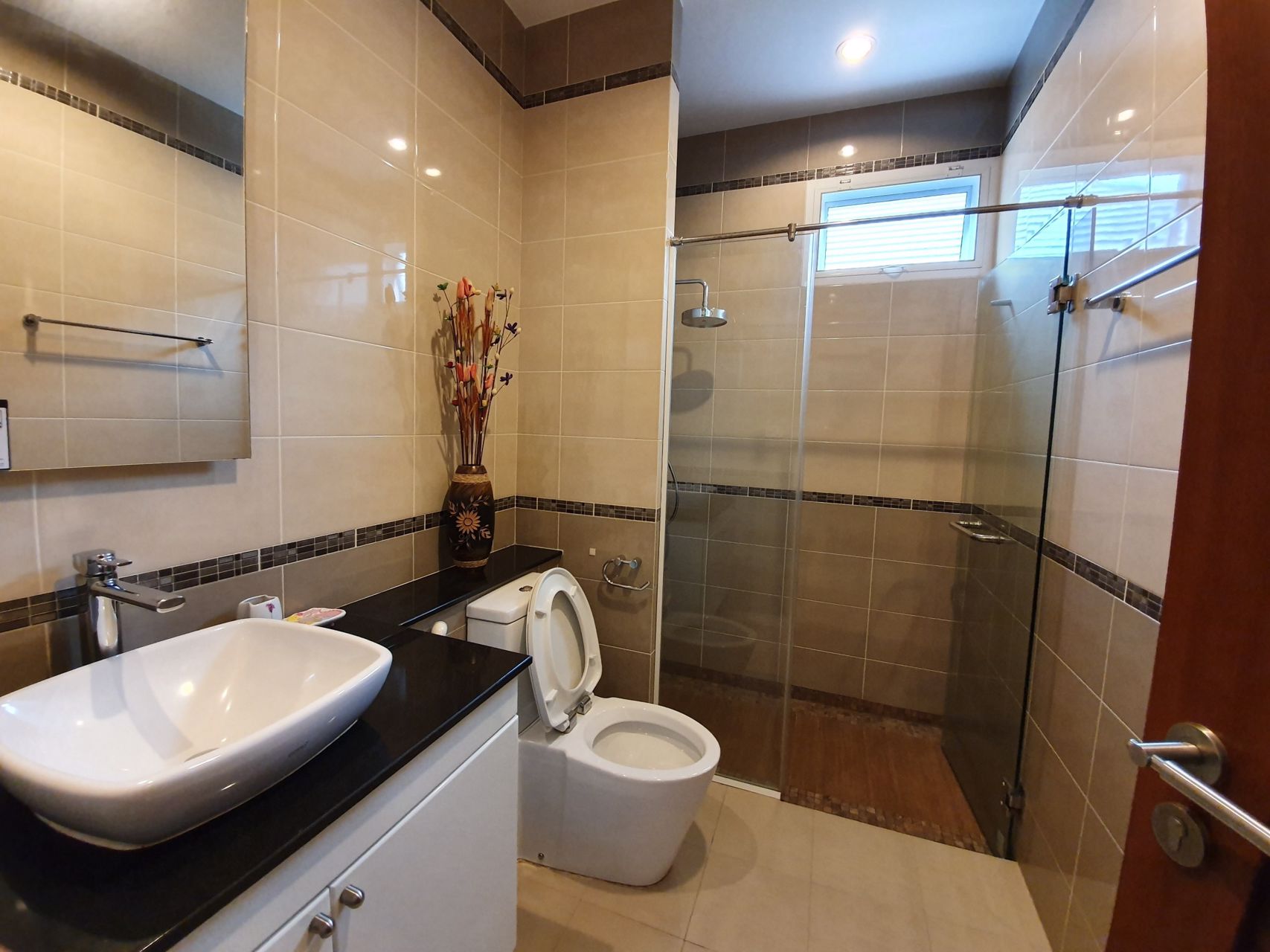 ขายบ้านเดี่ยว-ขนาด-3-ห้องนอน-2-ห้องน้ำ-อยู่ในหมู่บ้าน-อยู่สบาย-อำเภอเมือง-ชะอำ