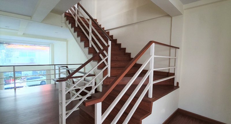 tb-085-ขายหรือเช่า-อาคารพาณิชย์-3-ชั้นครึ่ง-ในเชียงใหม่บิสซิเนสพาร์ค-cbp-chiangmai-