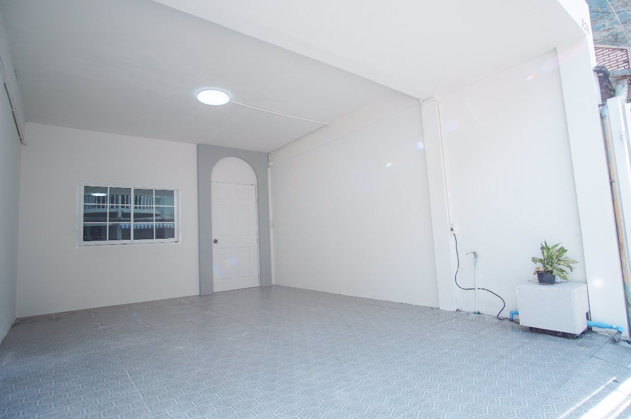 ขายทาวน์โฮมมินิมอล-2-ช้้น-หมู่บ้านแจ่มจันทร์-ติวานนท์-แต่งสวยเหมือนใหม่