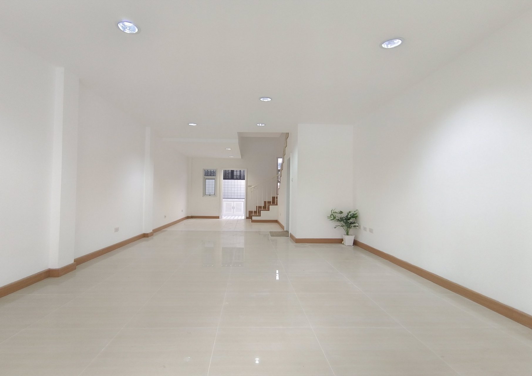 ขายทาวน์โฮม3ช้้น-หมู่บ้านสนารา-วิภาวดีรังสิต27-แต่งสวยเหมือนใหม่