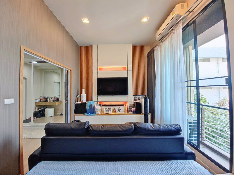 ขายด่วน-บ้านกลางเมือง-กัลปพฤกษ์-หลังมุม-ตกแต่งสวย-พร้อมเข้าอยู่ได้ทันที