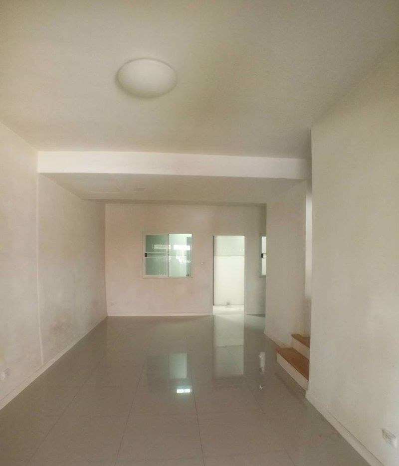 ขายทาวเฮาส์-2-ชั้นโครงการหมู่บ้านพฤกษาวิลล์-สะแกงาม-พระราม2-เนื้อที่-175-ตรวา-ใกล้เซ็นทรัลพระราม-2