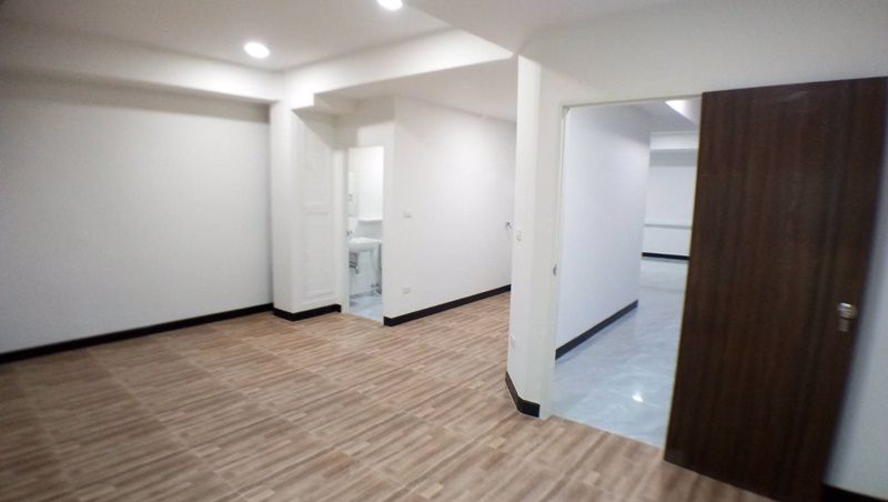 ขาย-อาคารพาณิชย์-โฮมออฟฟิต-4ชั้น-384-ตรวา-รีโนเวทใหม่ทั้งหลัง-ใกล้-bts-ตลาดพลู