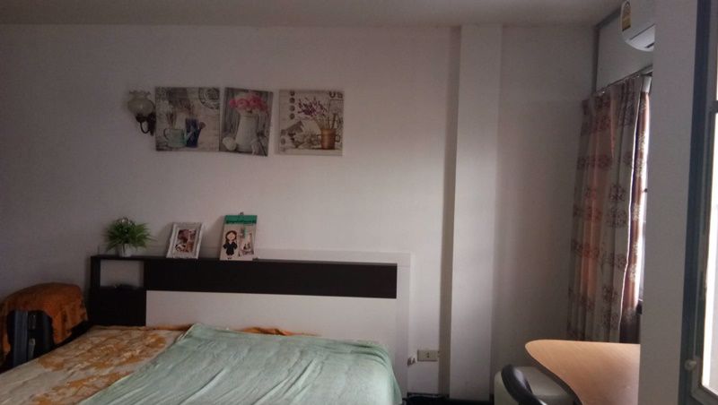 ขายถูกมาก-ทาวน์เฮาส์-3-ชั้น-หมู่บ้านอู่ทองเพลส-โครงการ2-เนื้อที่-18-ตรวา-ใกล้ทำเลแนวรถไฟฟ้าสายสีเขี