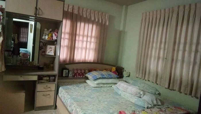 ขายบ้านเดี่ยว-หมู่บ้านชมวิว-เพชรเกษม81-เนื้อที่-646-ตรวา-เข้าออกได้หลายเส้นทาง