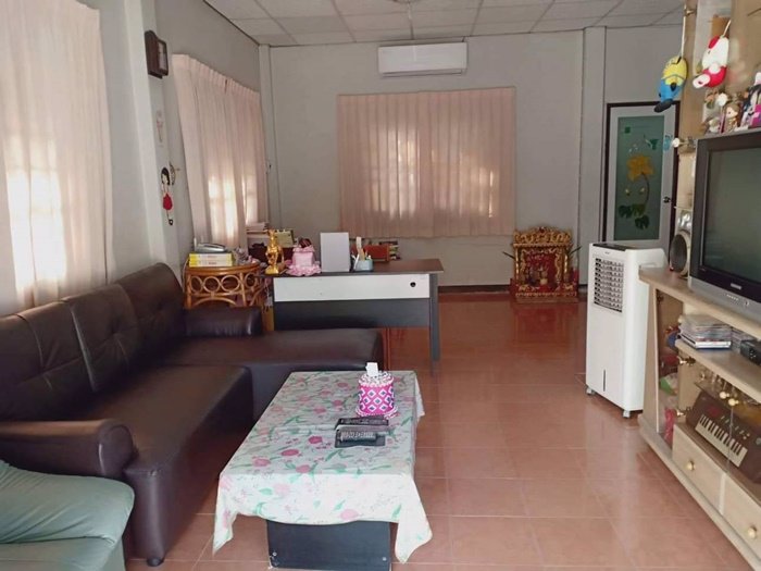 ขายบ้านเดี่ยว-หมู่บ้านชมวิว-เพชรเกษม81-เนื้อที่-646-ตรวา-เข้าออกได้หลายเส้นทาง