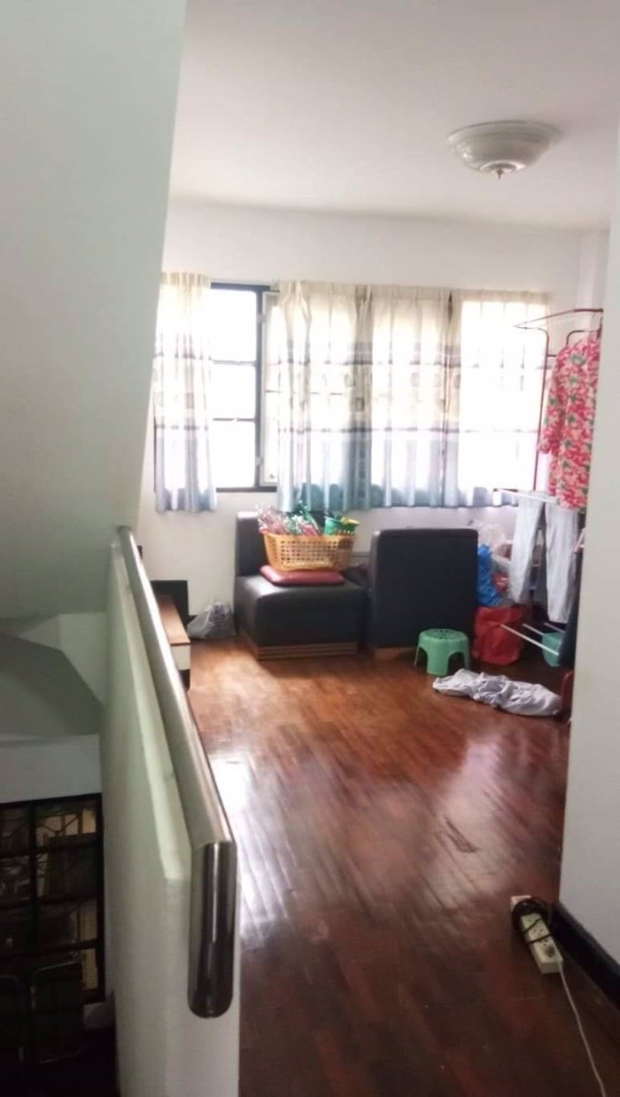 ขาย-ทาวน์เฮาส์-3-ชั้น-หมู่บ้านอู่ทองเพลส-โครงการ2-เนื้อที่-18-ตรวา-พร้อมเฟอร์