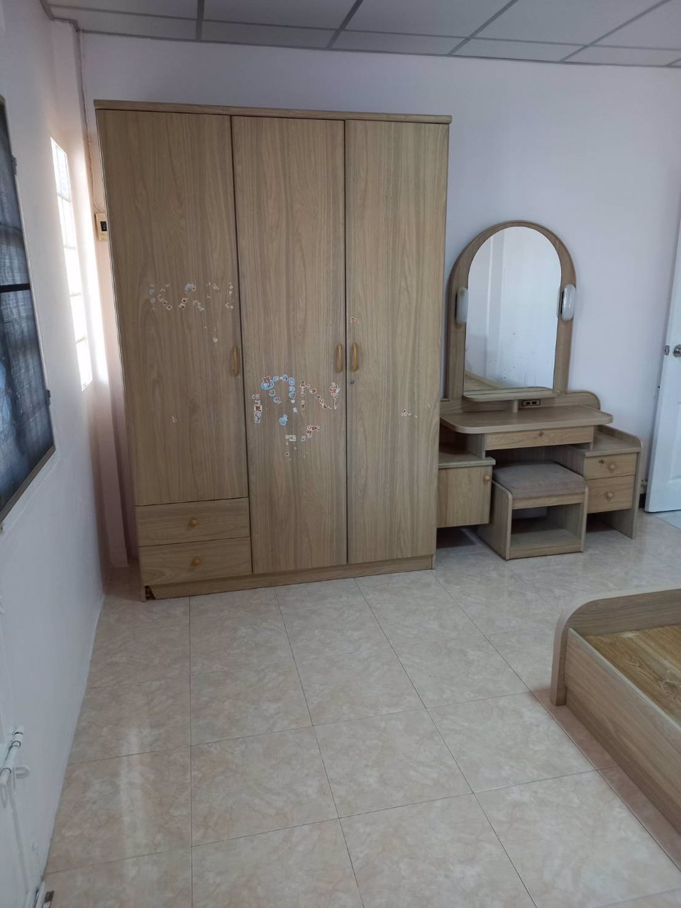 ให้เช่า-ทาวน์เฮาส์-2-ชั้น-หมู่บ้านสุขสันต์-7-ซอย-21-ใกล้-mrt-หลักสอง