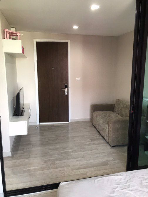 ขายด่วน-คอนโด-ไพรเวซี่-ประชาอุทิศ-พร้อมผู้เช่า