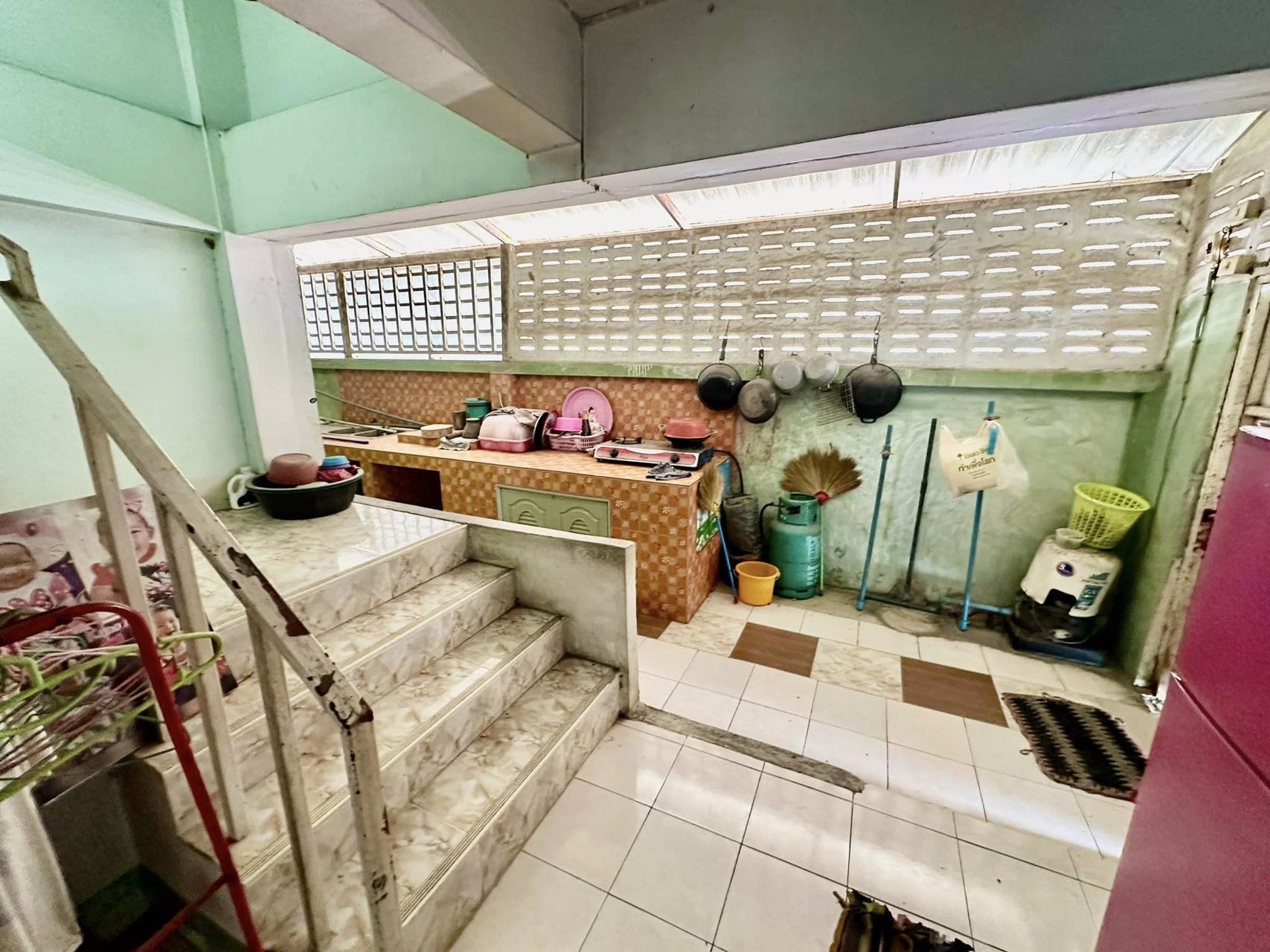 ขาย-อาคารพาณิชย์-2-ชั้นครึ่ง-แยกเจ้าปลุก-อยุธยา