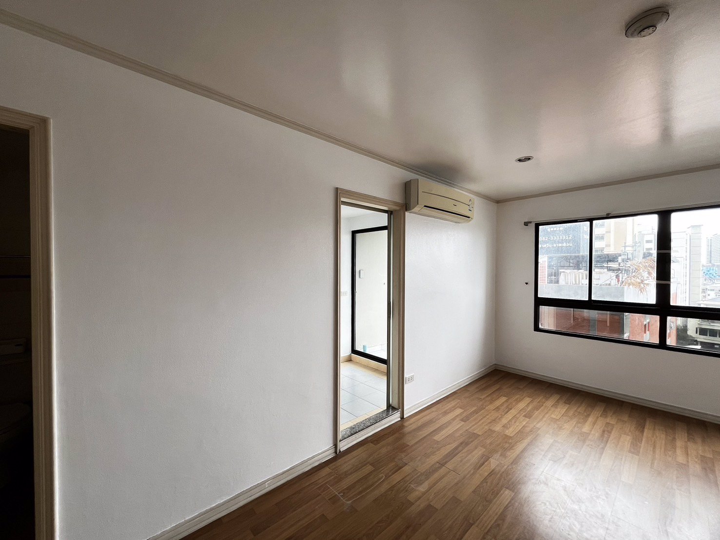 lumpini-place-ปิ่นเกล้า-1-ตรงข้ามโลตัสปิ่นเกล้า-ใกล้สี่แยกบรมราชชนนี-ห้อง-studio-30-ตรม-8500