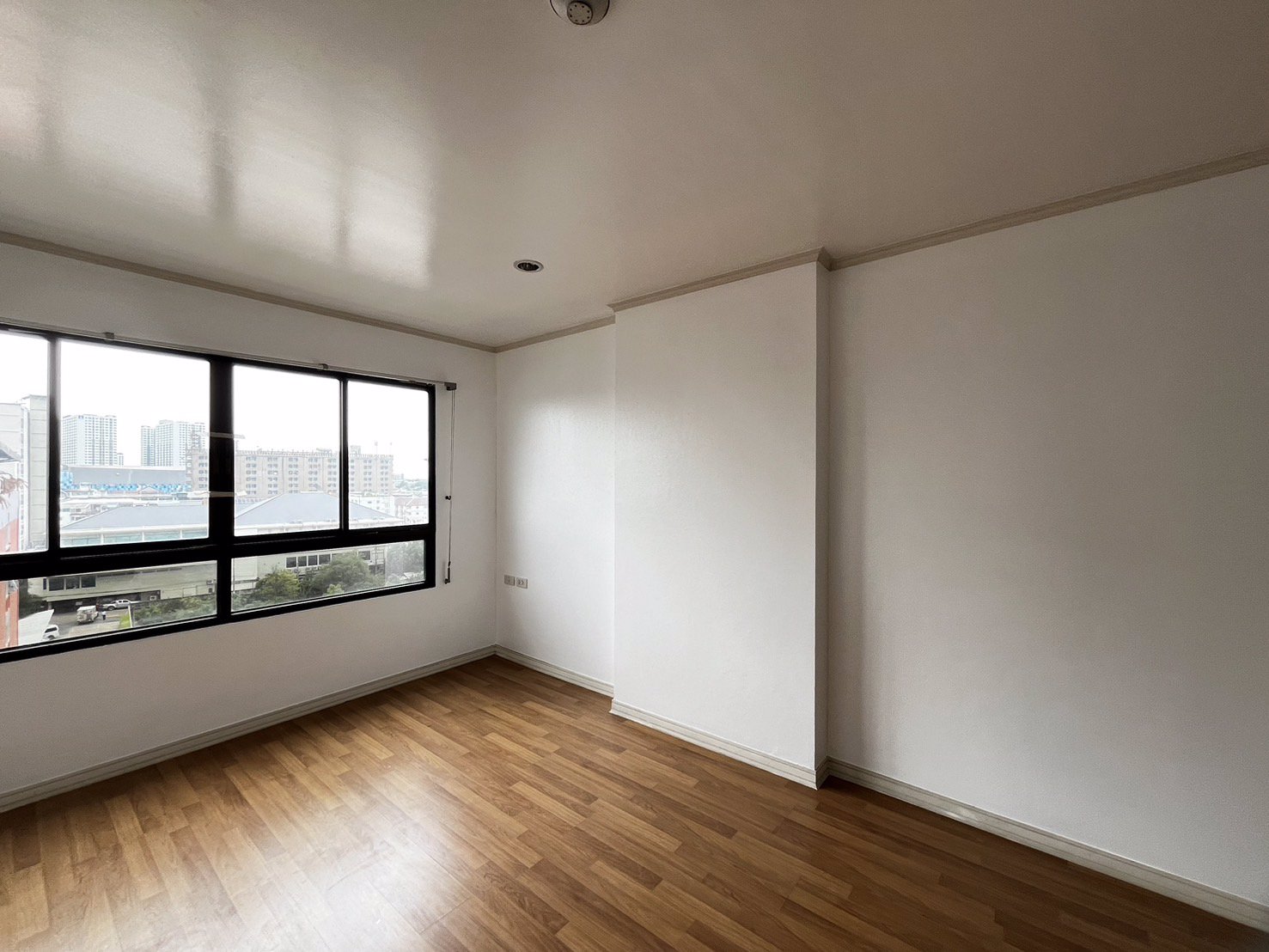 lumpini-place-ปิ่นเกล้า-1-ตรงข้ามโลตัสปิ่นเกล้า-ใกล้สี่แยกบรมราชชนนี-ห้อง-studio-30-ตรม-8500