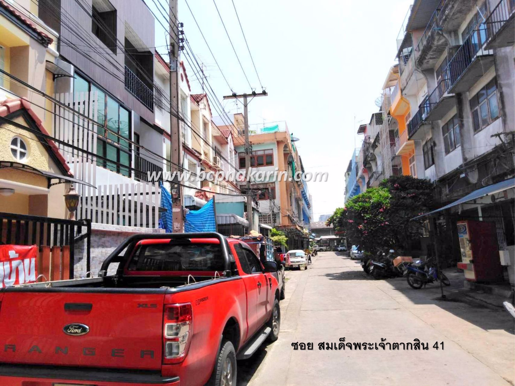 ขาย-ทาวน์เฮ้าส์-3-ชั้น-ซสมเด็จพระเจ้าตากสิน-41-เนื้อที่-20-ตรว-รหัสทรัพย์สิน-001783-