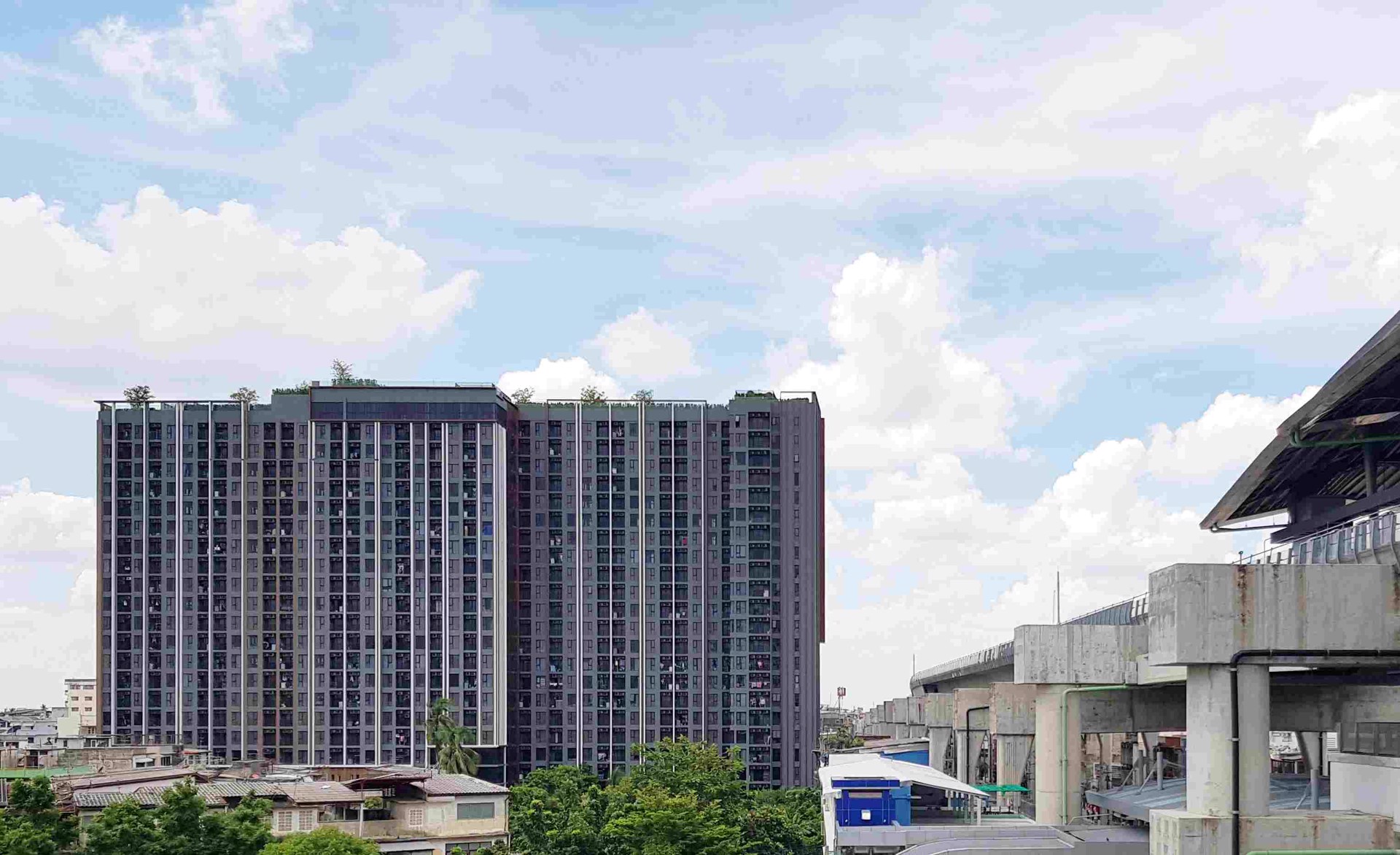 คอนโดให้เช่าติดรถไฟฟ้า-mrt-ท่าพระ-~100เมตร-เฟอร์ครบ-สัญญาเช่า-1-12-เดือน