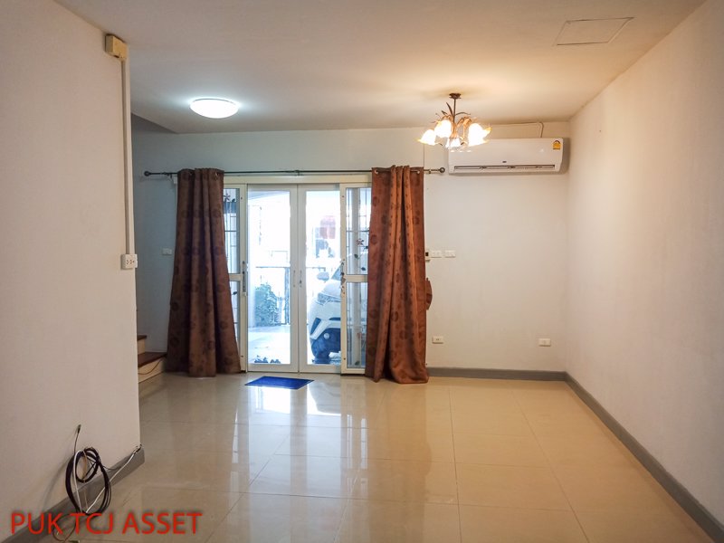 ขายทาวน์เฮ้าส์-2-ชั้น-214-ตารางวา-มเดอะคอนเนค8-ซอย-มหาชัย-ถบางนาตราด-ใกล้ห้างเมกาบางนา