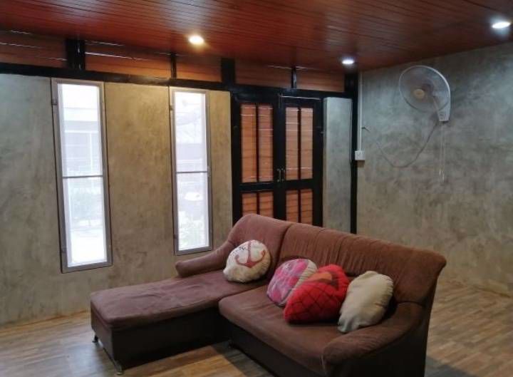 ทาวน์เฮ้าส์-2ชั้น-หมู่บ้านพฤกษา48-สภาพดี-ตกแต่งต่อเติมเรียบร้อย-อสามพราน-จนครปฐม