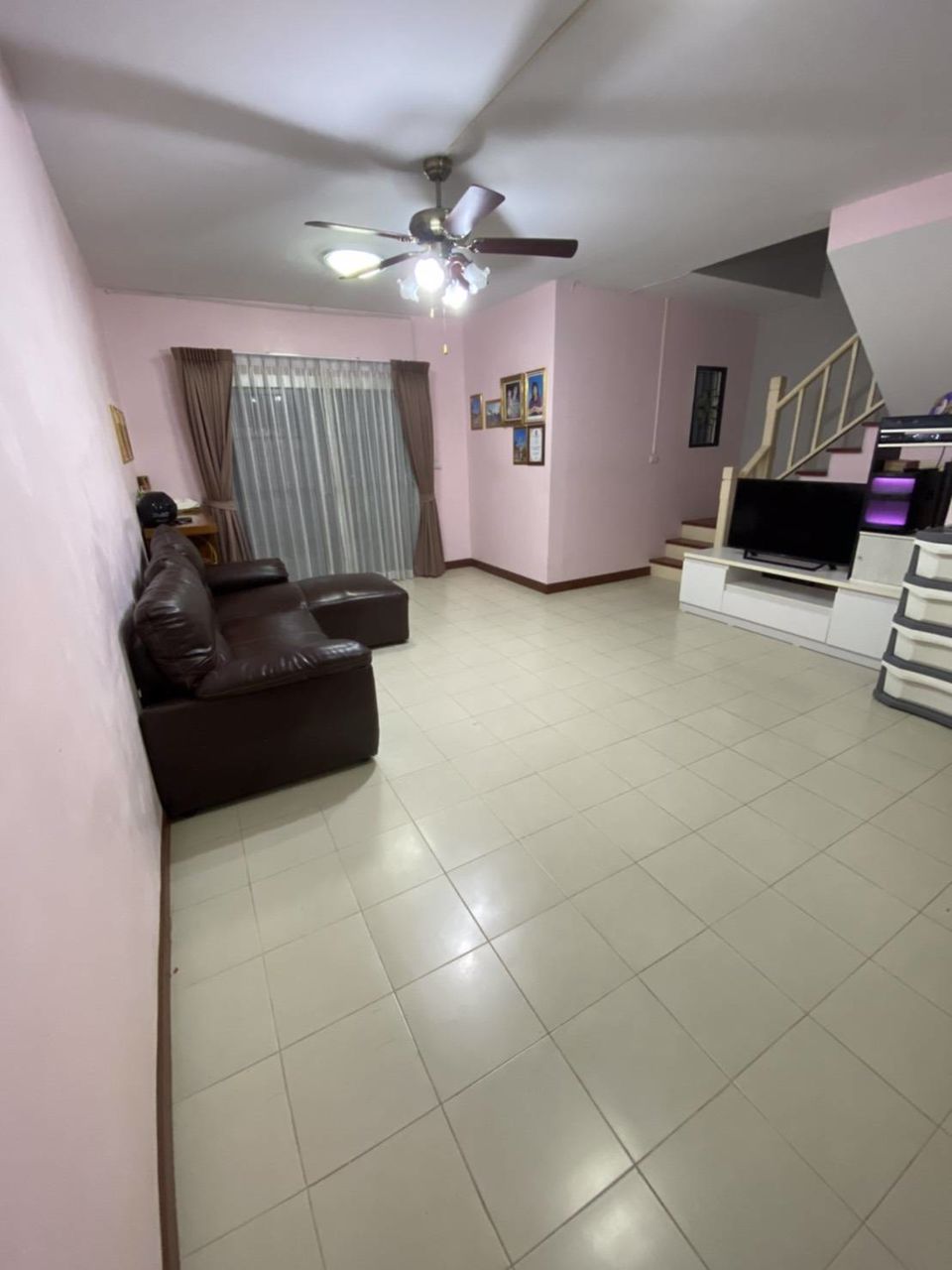 ขายทาวน์เฮ้าส์ต่อเติมตกแต่งเรียบร้อยหมู่บ้านพฤกษาพนาลี36