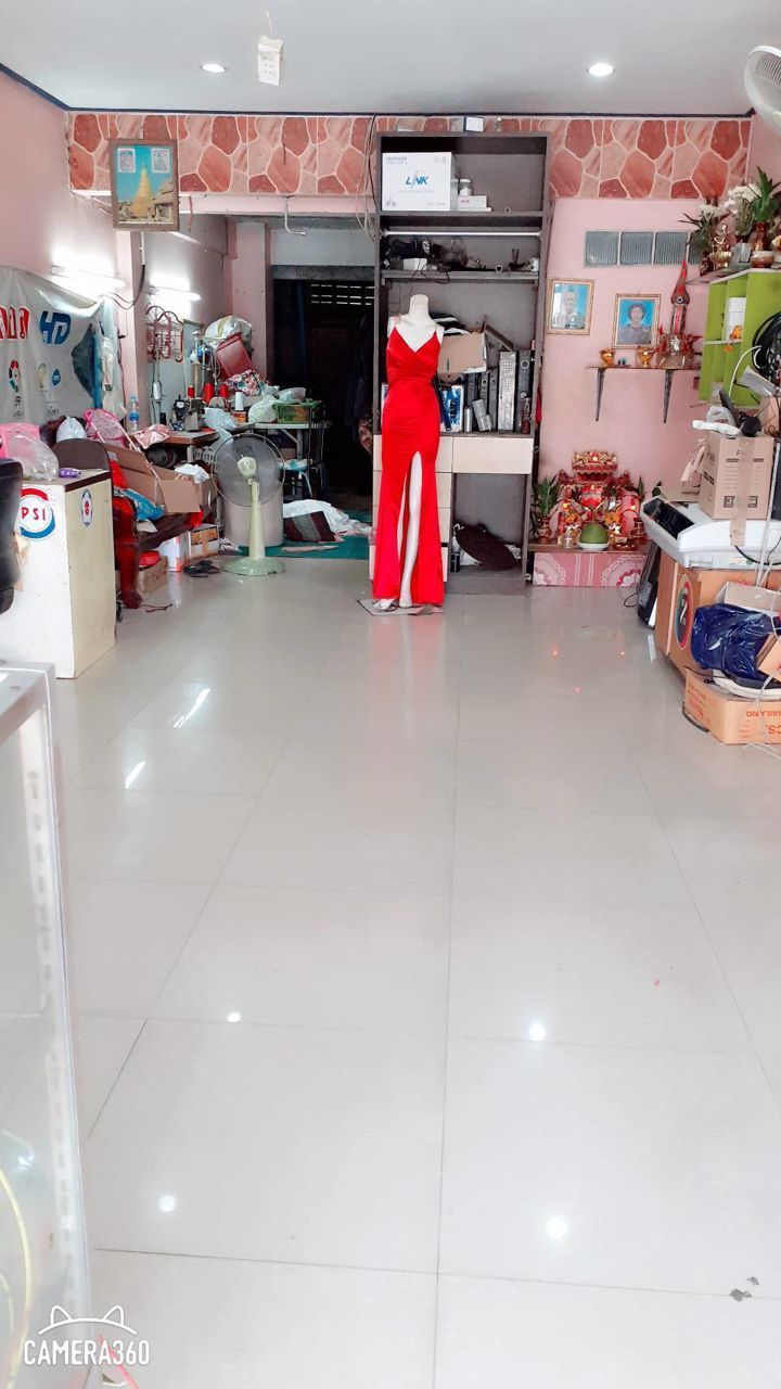 ตึกแถว-4ชั้น-ทำลดี-ติดถนนบางกรวย-ไทรน้อย-เหมาะสำหรับทำกิจการ-หรืออยู่อาศัย