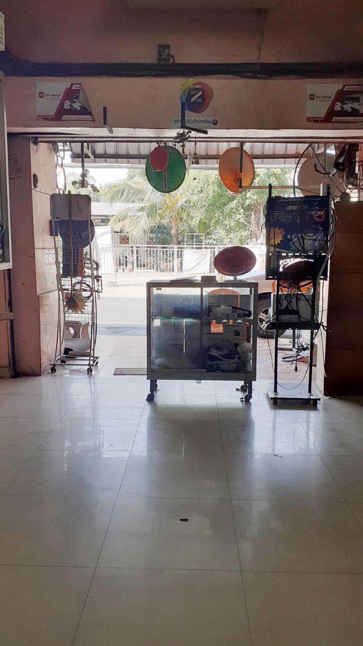 ตึกแถว-4ชั้น-ทำลดี-ติดถนนบางกรวย-ไทรน้อย-เหมาะสำหรับทำกิจการ-หรืออยู่อาศัย