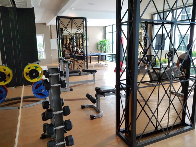 ขายพลัมคอนโดแจ้งวัฒนะ1ตกแต่งเรียบร้อย-พร้อมเฟอร์นิเจอร์และเครื่องใช้ไฟฟ้า