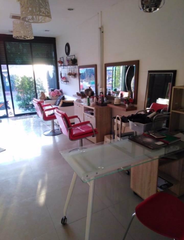 ขายบ้านพร้อมกิจการเสริมสวยและอุปกรณ์-ทำเลดี-ติดถนนใหญ่-หรือเช่ารายปี-อกุดจับ-จอุดรธานี