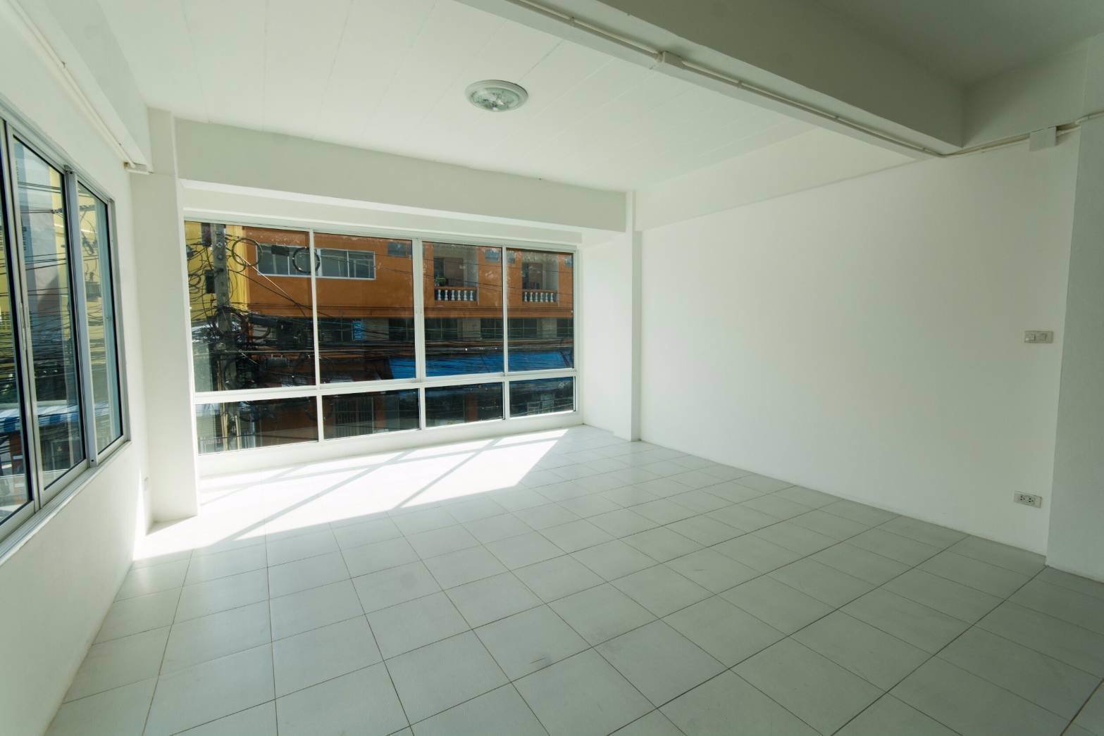 อาคารพาณิชย์ใหม่-ซนาเกลือ12-ทำเลทอง-เหมาะลงทุนธุรกิจ-เปิดร้าน-ออฟฟิศ-ที่อยู่อาศัย