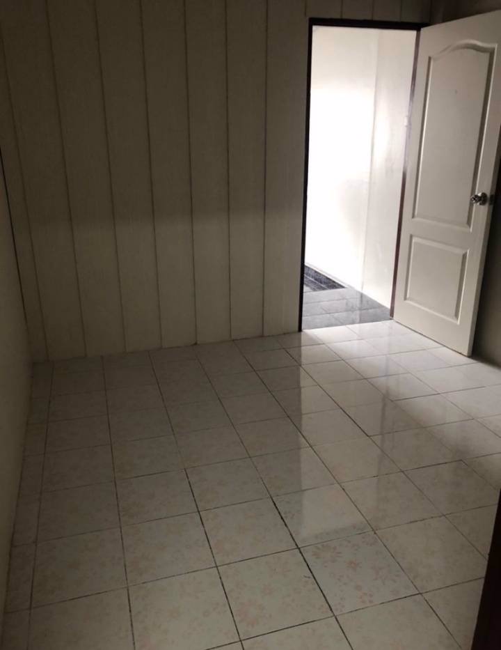 ทาวน์เฮ้าส์-2ชั้น-2ห้องนอน-ใกล้ถนนอ่างศิลา-อเมือง-จชลบุรี