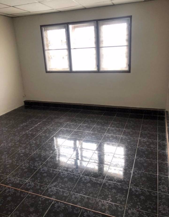 ทาวน์เฮ้าส์-2ชั้น-2ห้องนอน-ใกล้ถนนอ่างศิลา-อเมือง-จชลบุรี