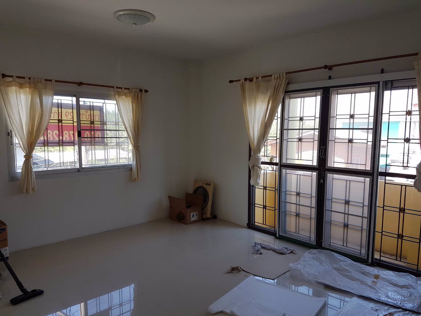 ขายทาวน์เฮ้าส์-2-ชั้น-หลังหัวมุม-หมู่บ้านมลฑล6-อสามพราน-จนครปฐม