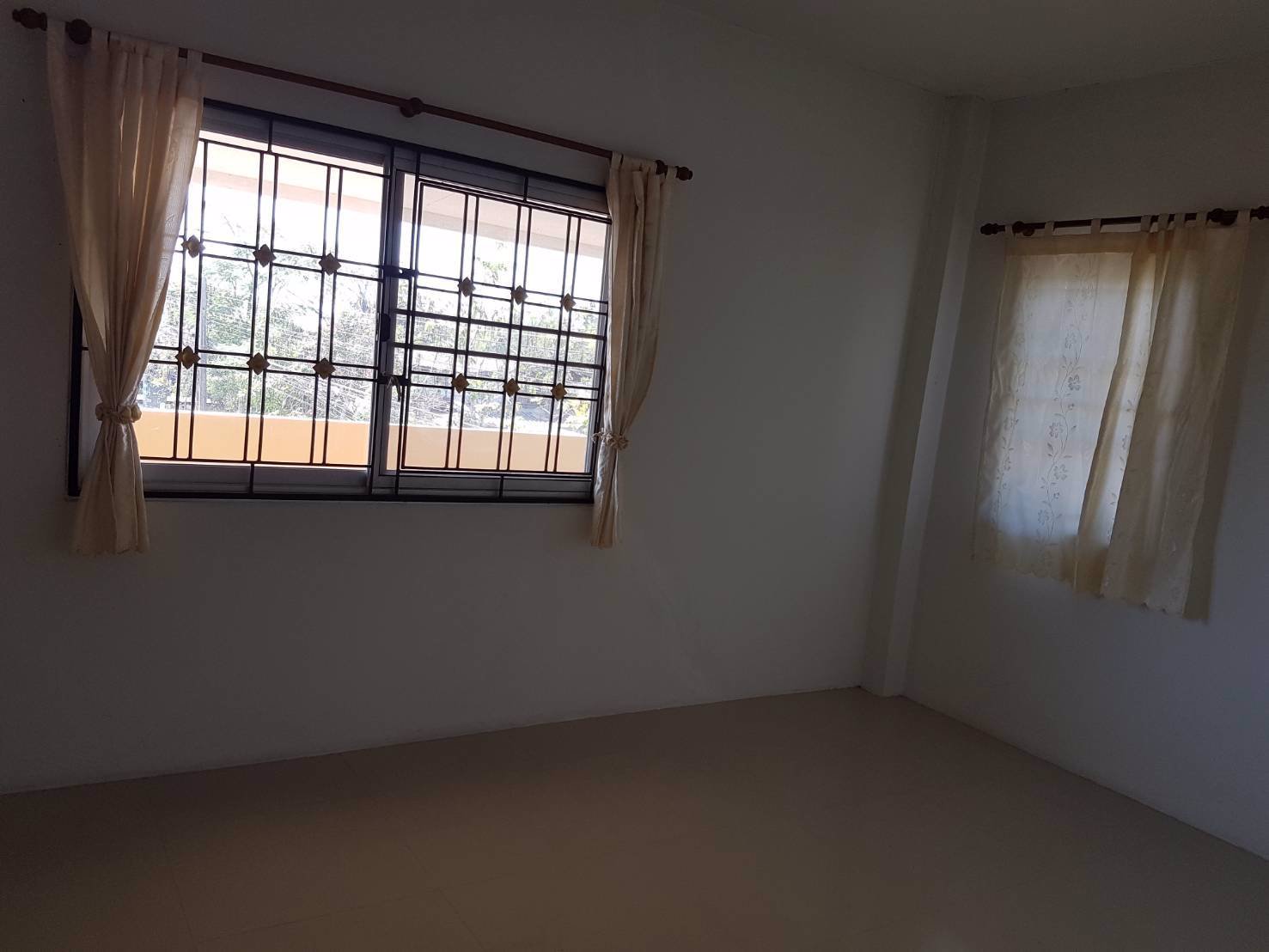 ขายทาวน์เฮ้าส์-2-ชั้น-หลังหัวมุม-หมู่บ้านมลฑล6-อสามพราน-จนครปฐม