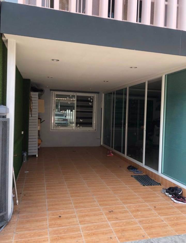 ขายทาวน์เฮ้าส์-2ชั้นพร้อมเฟอร์นิเจอร์-ในซอยหทัยราษฏร์39-คลองสามวา-กทม