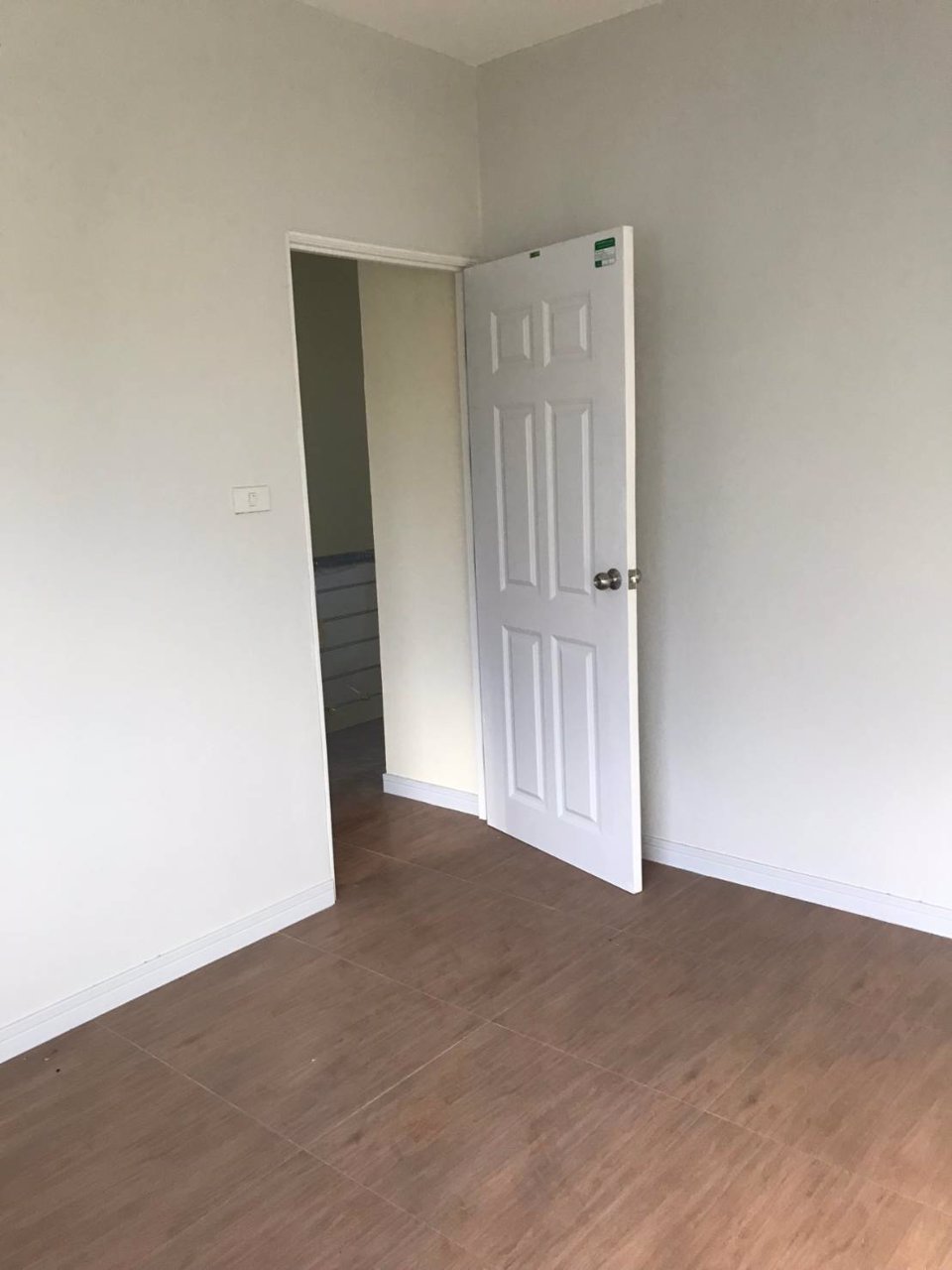 ทาวน์โฮมใหม่-3ห้องนอน-2ห้องน้ำ-ตเบิกไพร-อบ้านโป่ง-จราชบุรี