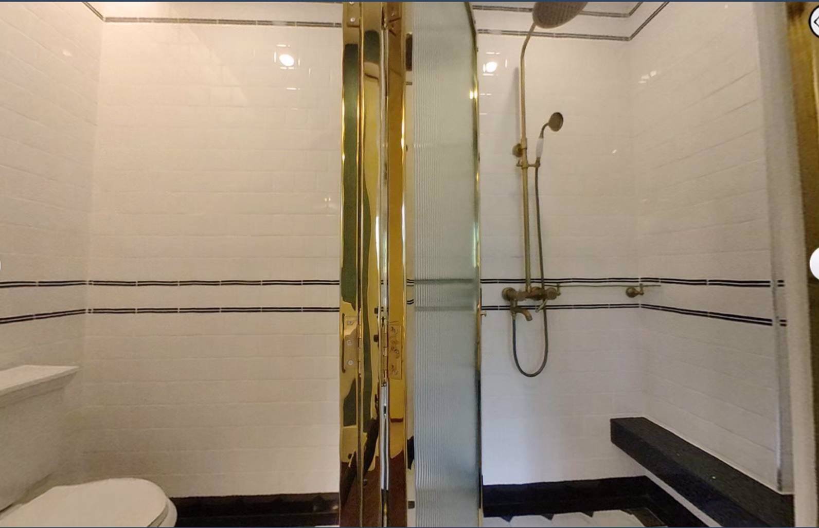 ขายดาวน์ด่วนคอนโดสวนน้ำติดทะเล-grand-florida-beachfront-condo-resort-pattaya