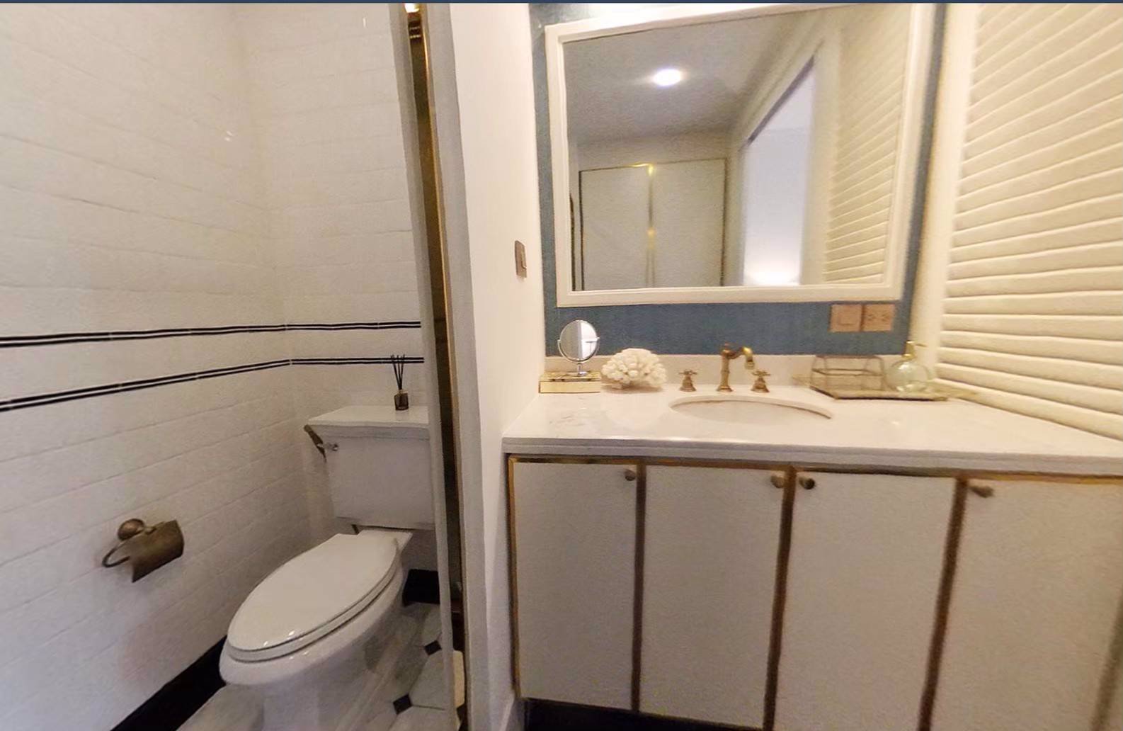 ขายดาวน์ด่วนคอนโดสวนน้ำติดทะเล-grand-florida-beachfront-condo-resort-pattaya