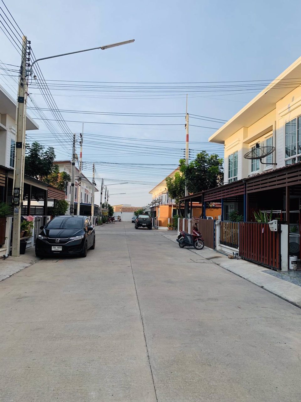 บ้านสวยสภาพใหม่-หมู่บ้านเจทาวน์-บางปะกง-บ้านโพธิ์-ใกล้มอเตอร์เวย์