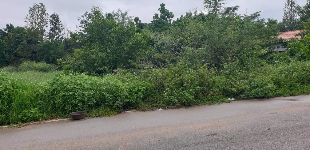 ที่ดินเปล่า-ทำเลดี-หน้ามหาลัย-เหมาะสร้างหอพัก-หรือที่อยู่อาศัย-อเมือง-จลำปาง