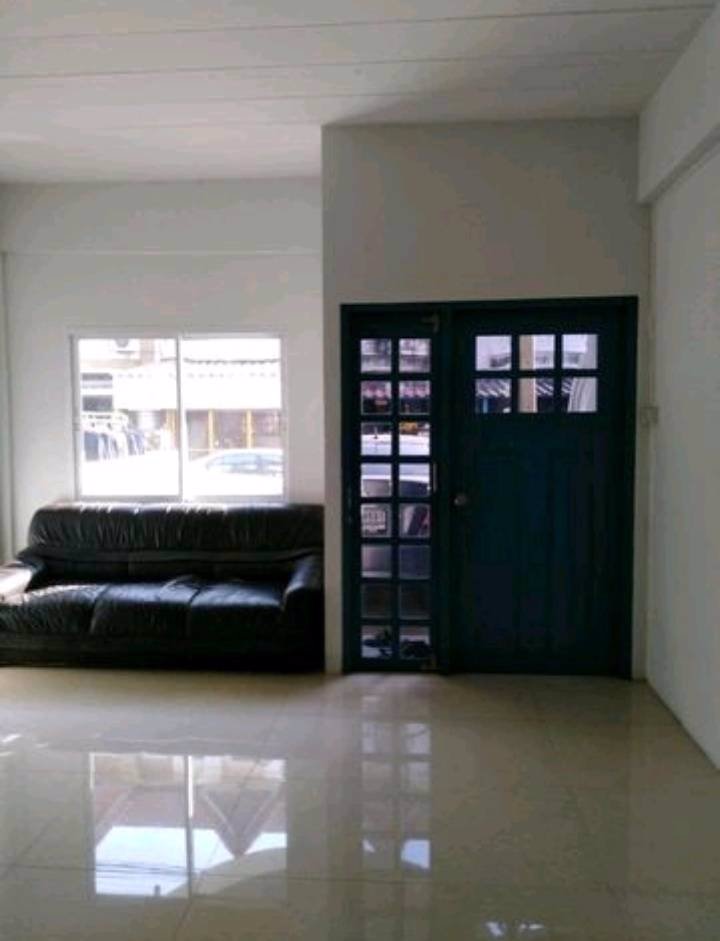 ให้เช่าทาวน์เฮ้าส์-ติดถนนใหญ่-หมู่บ้านพงษ์ศิริชัย2-น้ำไฟพร้อมเข้าอยู่ได้เลย