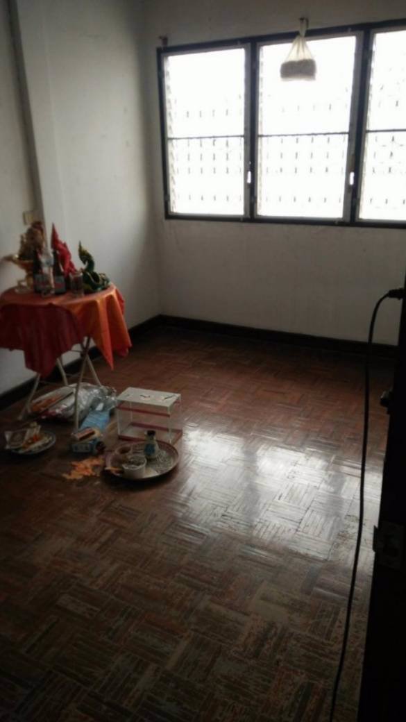 ขายบ้านทาวน์เฮ้าส์-3ห้องนอน-2ห้องน้ำ-หมู่บ้านณัฐกานต์5-สะพานใหม่