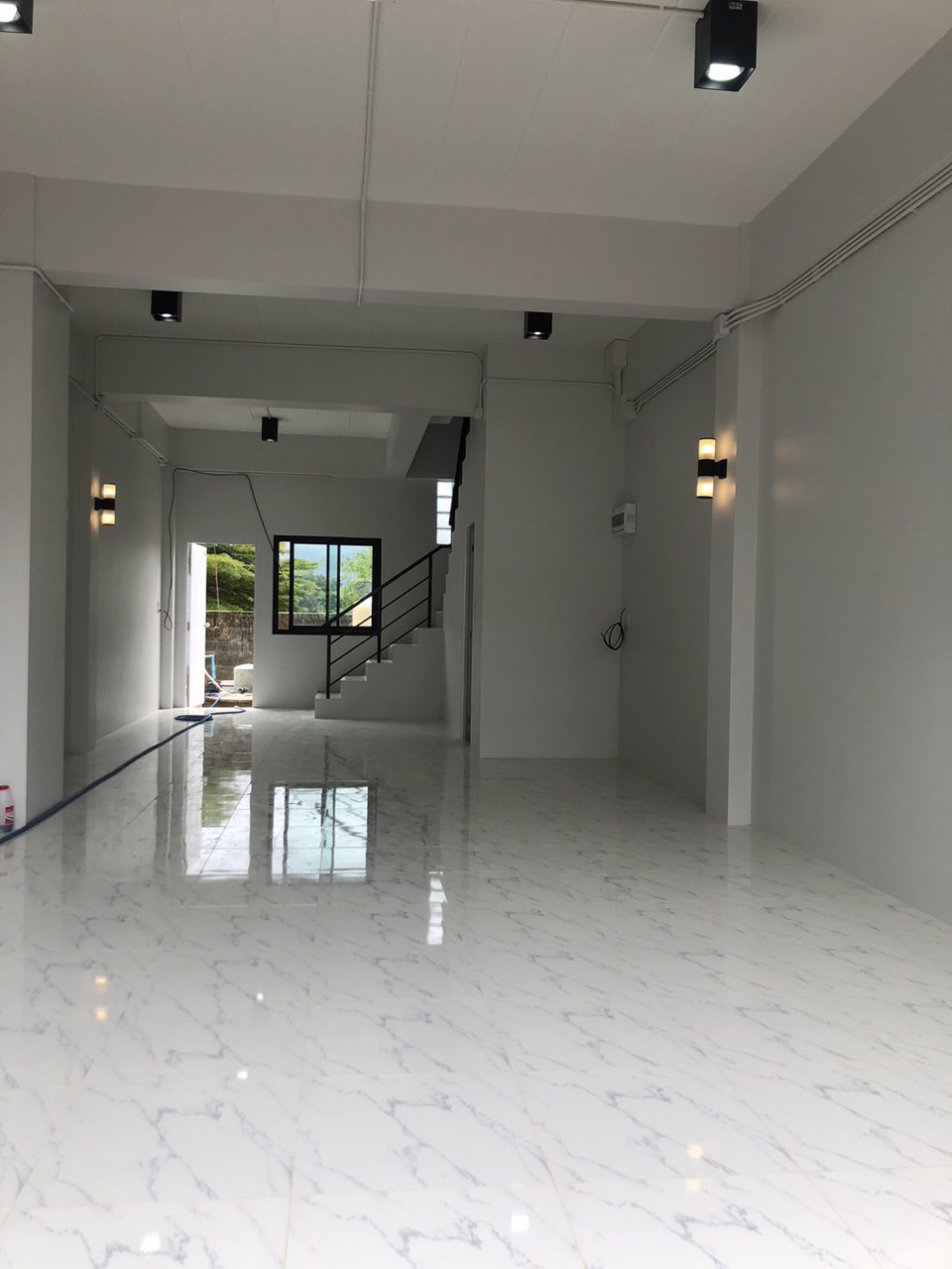 อาคารพาณิชย์-3-ชั้น-สร้างใหม่ให้เช่า