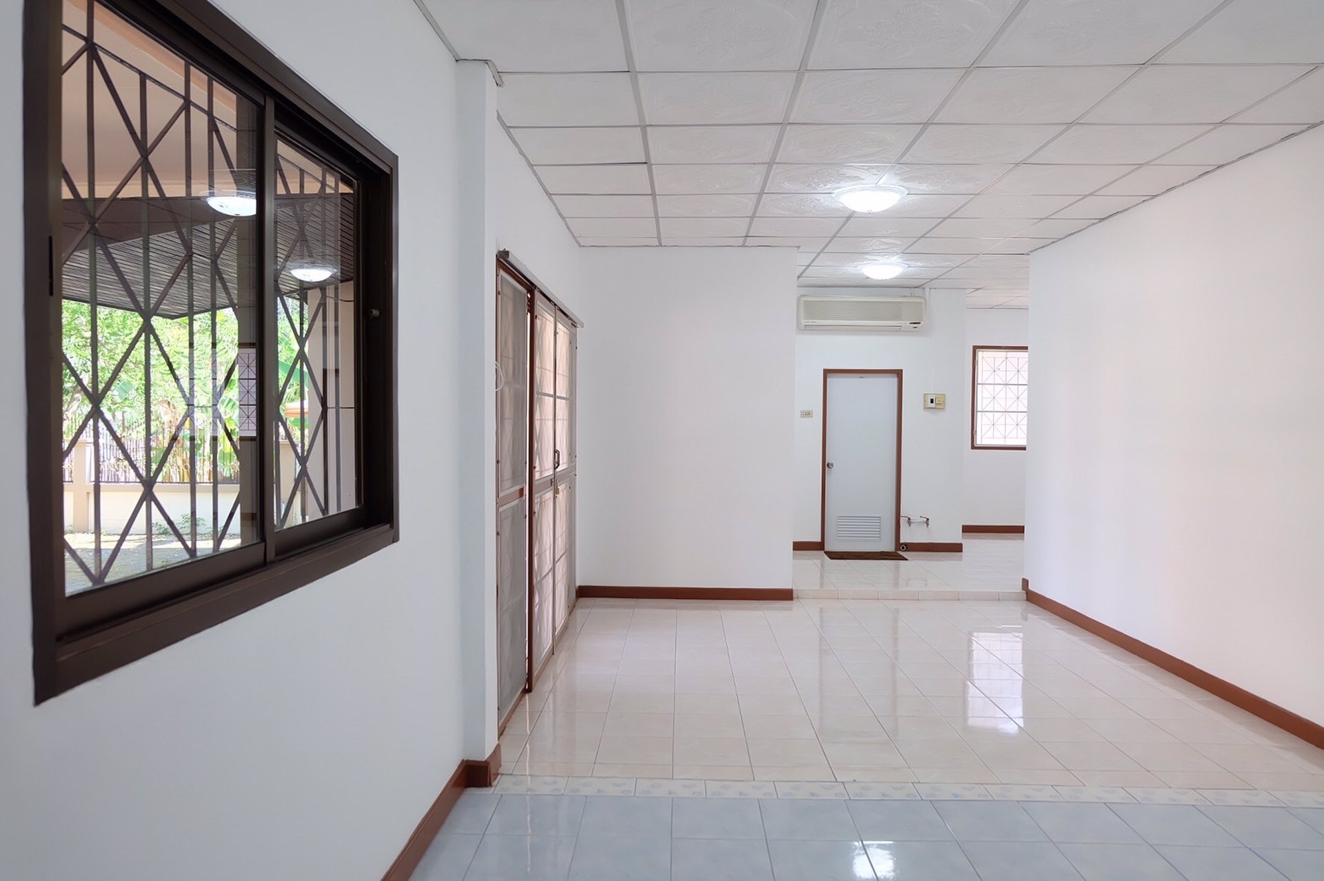 ขายบ้านในหมู่บ้านสุขเกษม-เฟส1-ตั้งอยู่ที่-ถอุดร-สกล-นิตโย-กมที่-9-จอุดรธานี