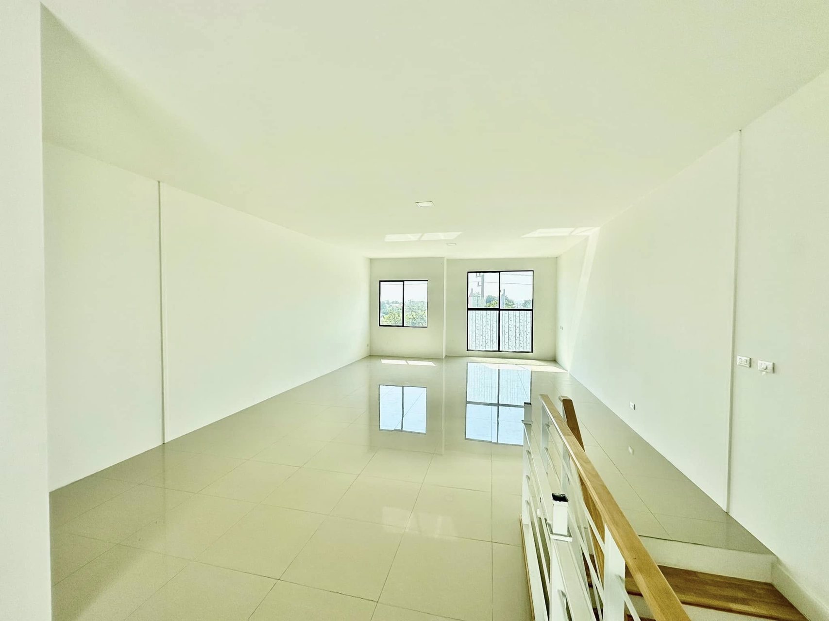 ให้เช่า-ตึกแถว-3-ชั้น-หมู่บ้าน-พฤกษา-นวนคร-พหลโยธิน-พยอม-เป็นตึกแถว-3-ชั้น-ทำเลดี-อยู่หน้าโครงก