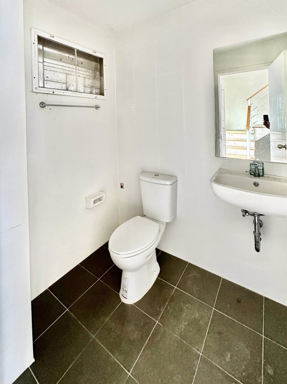 ให้เช่า-ตึกแถว-3-ชั้น-หมู่บ้าน-พฤกษา-นวนคร-พหลโยธิน-พยอม-เป็นตึกแถว-3-ชั้น-ทำเลดี-อยู่หน้าโครงก