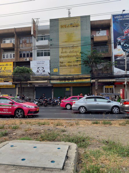 ให้เช่าอาคารพาณิชย์-ติดถนนเพชรเกษม-ใกล้ปากทางเข้าถนนพุทธมณฑลสาย-1