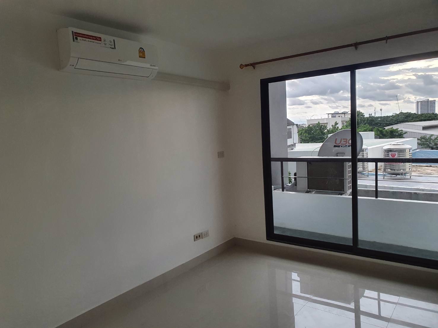 คอนโดเดอะกรีนเพลส